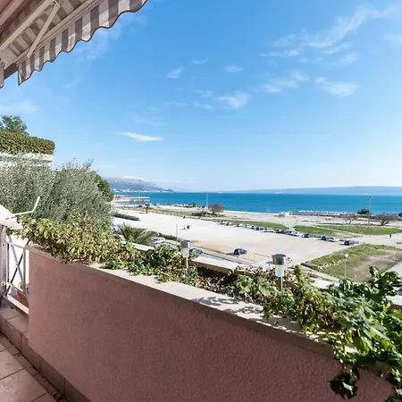 Hotel Helios Znjan - Terrace - Free Parking