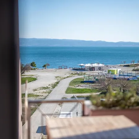 Helios Znjan - Terrace - Free Parking Сплит