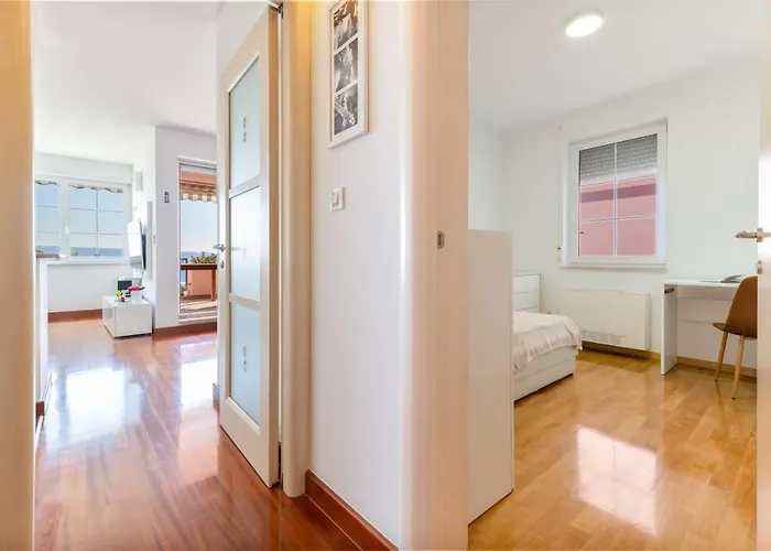 Helios Znjan - Terrace - Free Parking